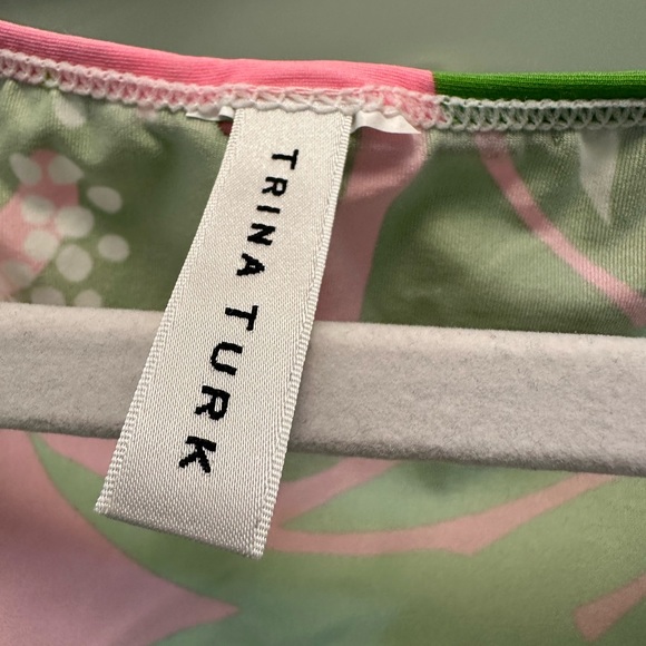 Trina Turk 🌴 cover up large - Picture 2 of 3